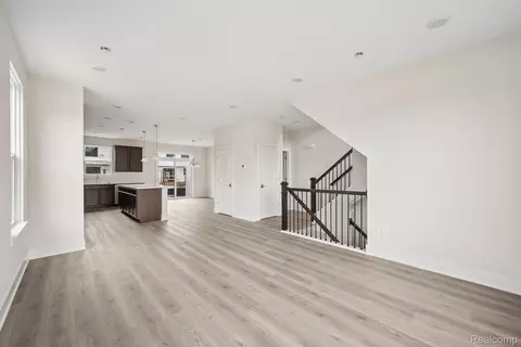 Living - 1016 Pine Tree Ln, Troy, MI 48085 photo 3 of 4