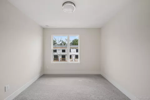 Bedroom - 1016 Pine Tree Ln, Troy, MI 48085 photo 6 of 10