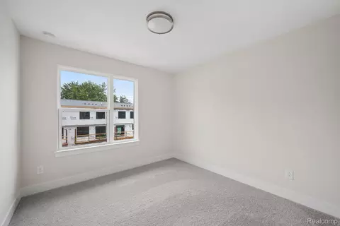 Bedroom - 1016 Pine Tree Ln, Troy, MI 48085 photo 5 of 10