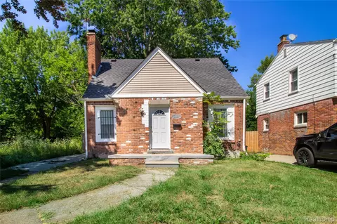 10676 Bonita St, Detroit, MI 48224