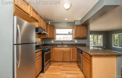Kitchen - 25568 Thomas Dr, Warren, MI 48091 photo 1 of 1