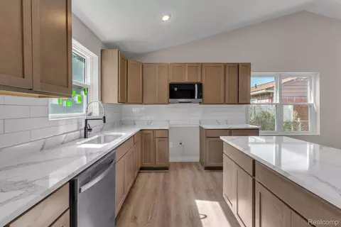 Kitchen - 6653 Niagara St, Romulus, MI 48174 photo 1 of 1