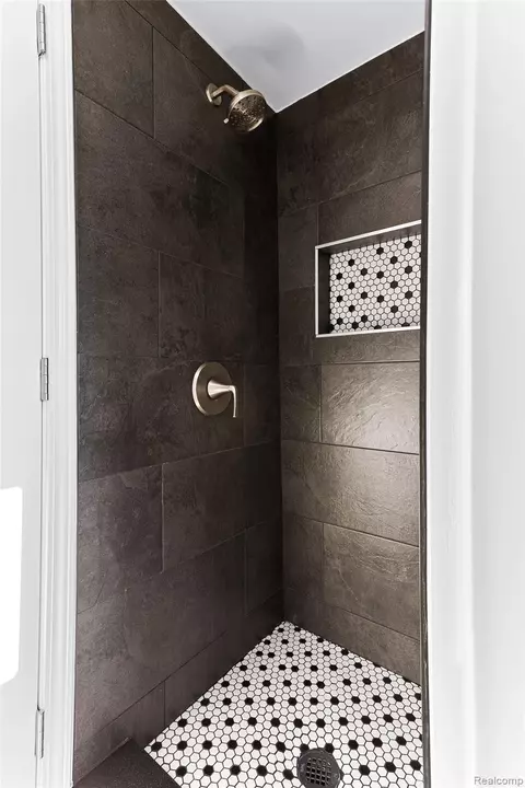 Bath - 35025 Wick Rd, Romulus, MI 48174 photo 3 of 3