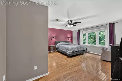 Bedroom - 1141 Springborrow Dr, Flint, MI 48532 photo 1 of 11