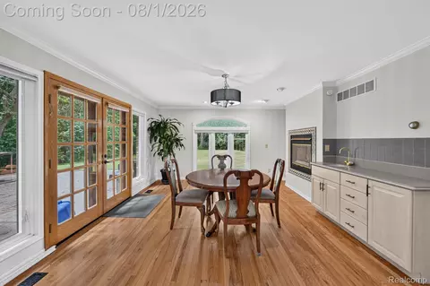 Dining - 1141 Springborrow Dr, Flint, MI 48532 photo 1 of 3