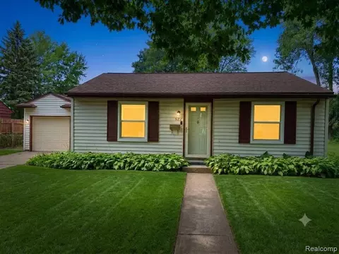 522 Hudson St, Ypsilanti, MI 48198