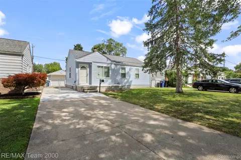 4191 Burns Ave, Lincoln Park, MI 48146