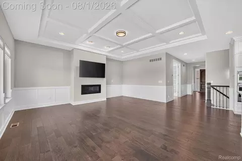 Living - 7360 Venturi Dr, Washington, MI 48094 photo 3 of 4