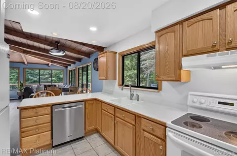 Kitchen - 2456 Chilson Rd, Genoa, MI 48843 photo 3 of 3