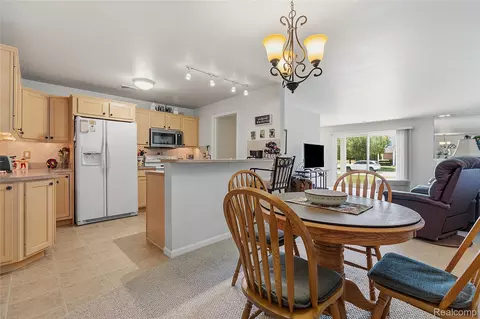 Dining - 45623 Gable Dr, Macomb, MI 48044 photo 3 of 3