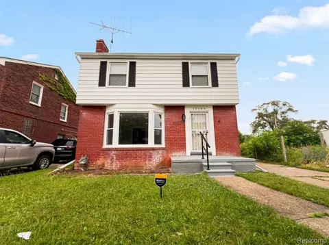 15293 Mapleridge St, Detroit, MI 48205