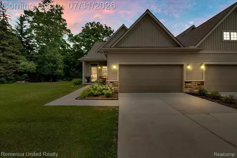 8037 Bridgestone Blvd, White Lake, MI 48386