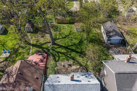 View/Area - 450 E Maplehurst St, Ferndale, MI 48220 photo 1 of 3