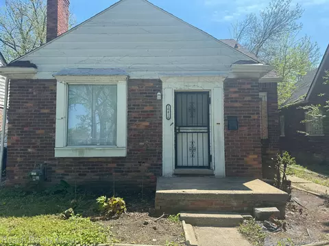 10420 Lakepointe St, Detroit, MI 48224