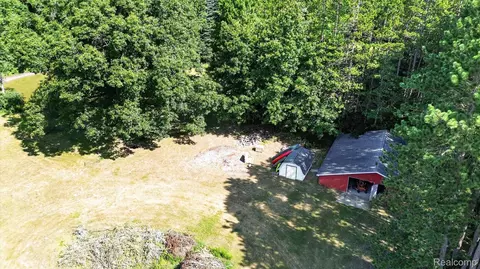 000 Gillette, Flushing, MI 48433 photo 10