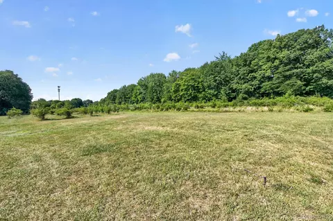 000 Gillette, Flushing, MI 48433 photo 11