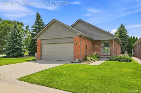 14378 Venice Dr, Sterling Heights, MI 48313