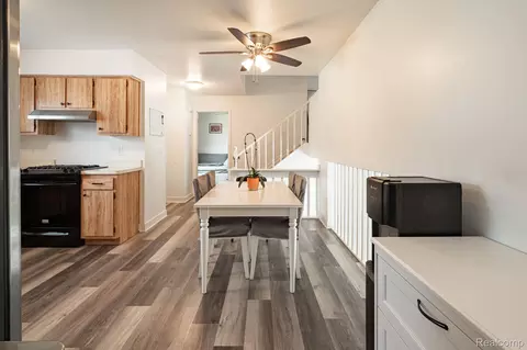 Dining - 4792 Broadway St, Commerce, MI 48382 photo 1 of 1