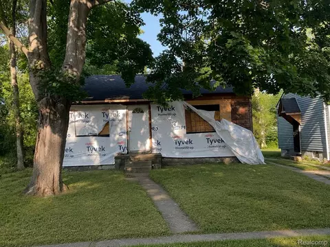 19454 Ferguson St, Detroit, MI 48235