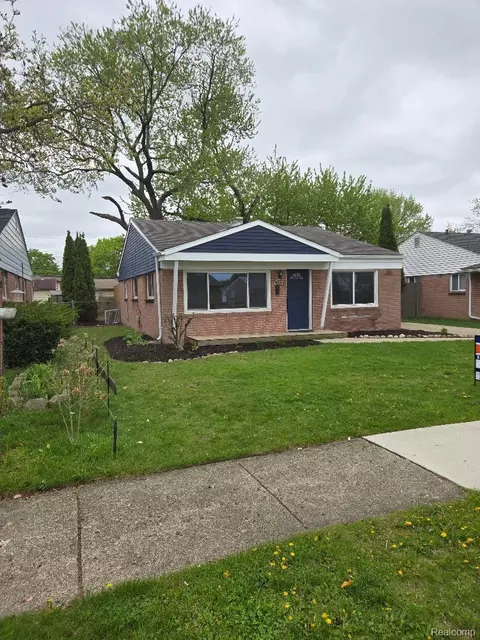 30731 Steinhauer, Westland, MI 48186
