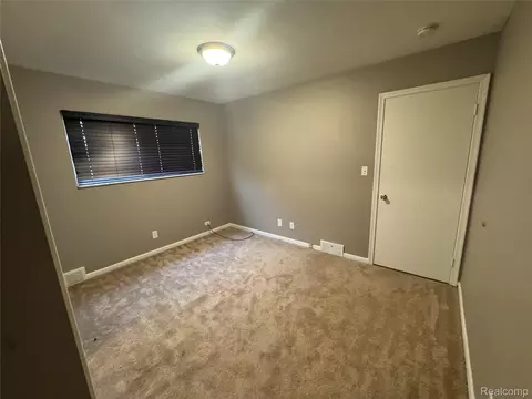 Bedroom - 28653 Gilbert Dr, Warren, MI 48093 photo 2 of 3