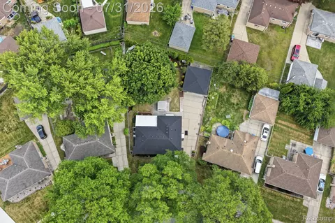 View/Area - 32504 Wareham Dr, Warren, MI 48092 photo 3 of 4