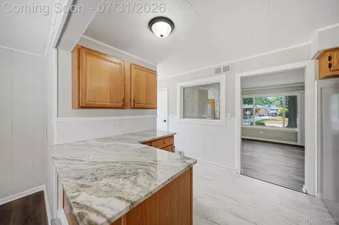 Kitchen - 32504 Wareham Dr, Warren, MI 48092 photo 5 of 5