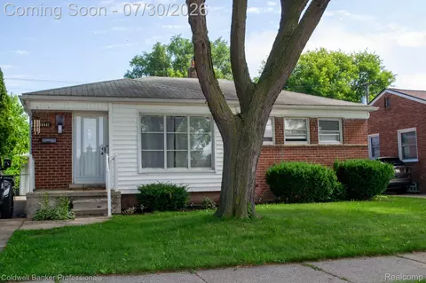 18441 Frazho Rd, Roseville, MI 48066