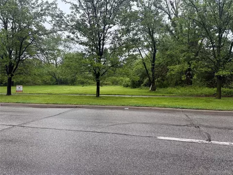 000 Merriman Rd, Romulus, MI 48174 photo 5
