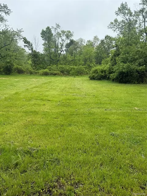 000 Merriman Rd, Romulus, MI 48174 photo 2