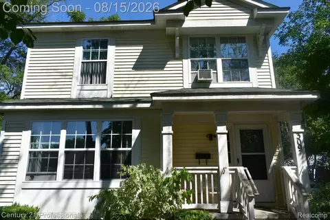 309 Russell St, Pontiac, MI 48342