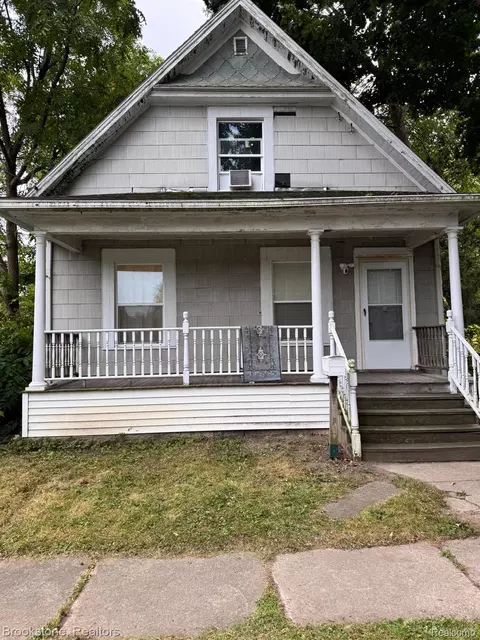 1910 Prospect St, Lansing, MI 48912