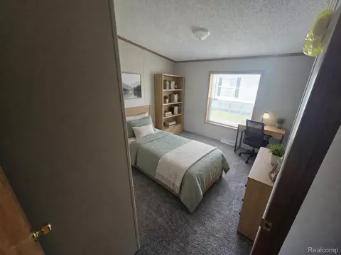 Bedroom - 305 Aspen Ln, Dundee, MI 48131 photo 4 of 6