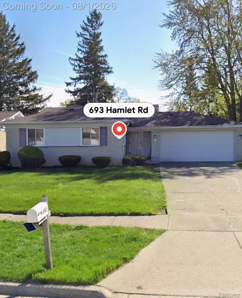 693 Hamlet Rd, Auburn Hills, MI 48326