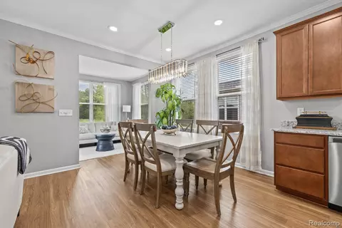 Dining - 4047 Brookside, Canton, MI 48188 photo 2 of 3