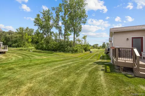 Exterior - 4047 Brookside, Canton, MI 48188 photo 4 of 4