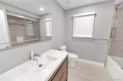 Bath - 21797 Sabrina Dr, Macomb, MI 48044 photo 1 of 3