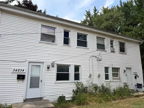 34232 Dayton Ct, Westland, MI 48186