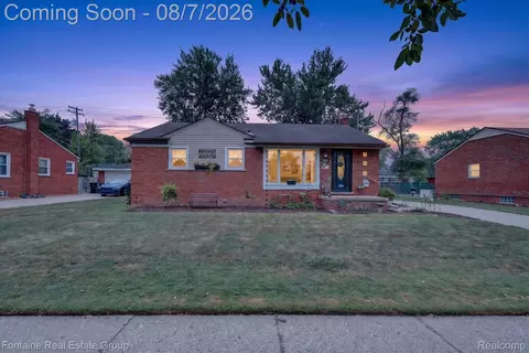 30355 W Chicago St, Livonia, MI 48150