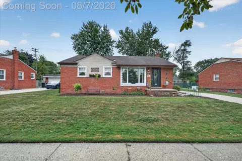 30355 W Chicago St, Livonia, MI 48150