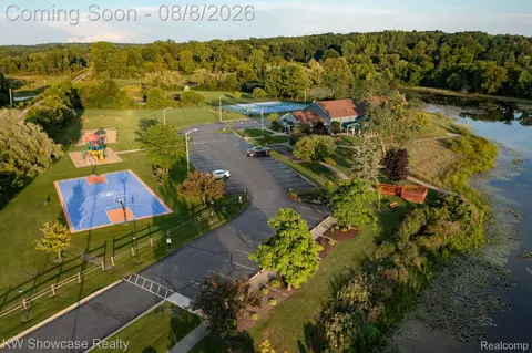 Other - 281 Broadway, Springfield, MI 48350 photo 14 of 16