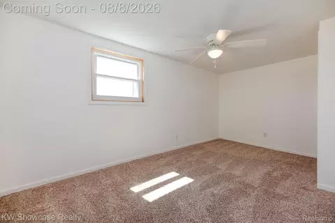 Bedroom - 281 Broadway, Springfield, MI 48350 photo 6 of 7