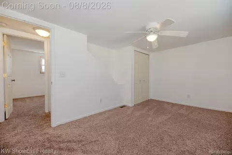 Bedroom - 281 Broadway, Springfield, MI 48350 photo 5 of 7