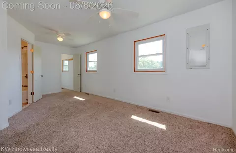 Bedroom - 281 Broadway, Springfield, MI 48350 photo 1 of 7