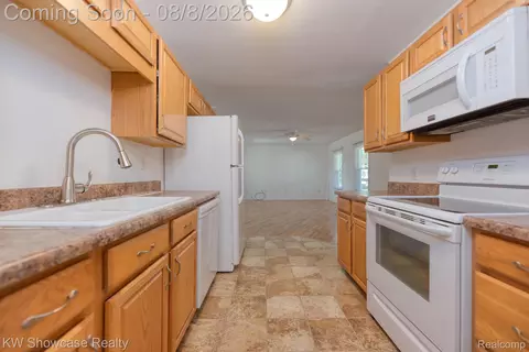 Other - 281 Broadway, Springfield, MI 48350 photo 7 of 16