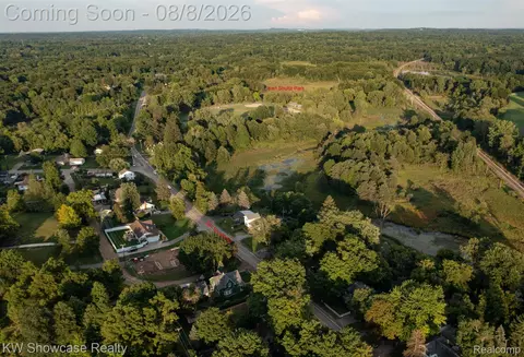 View/Area - 281 Broadway, Springfield, MI 48350 photo 2 of 4