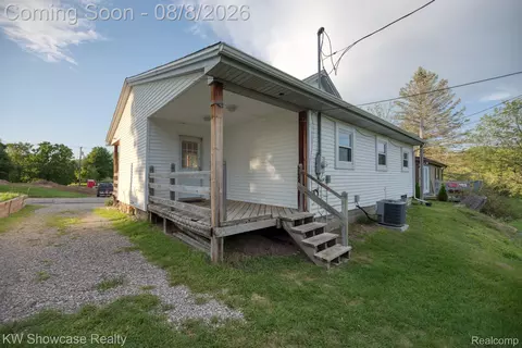 Exterior - 281 Broadway, Springfield, MI 48350 photo 2 of 2