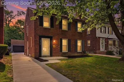 16712 Glastonbury Rd, Detroit, MI 48219