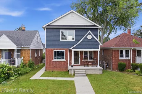 1058 Mollno St, Wyandotte, MI 48192