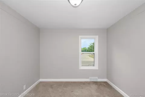 Bedroom - 18904 Mallina St, Grosse Pointe, MI 48236 photo 1 of 5
